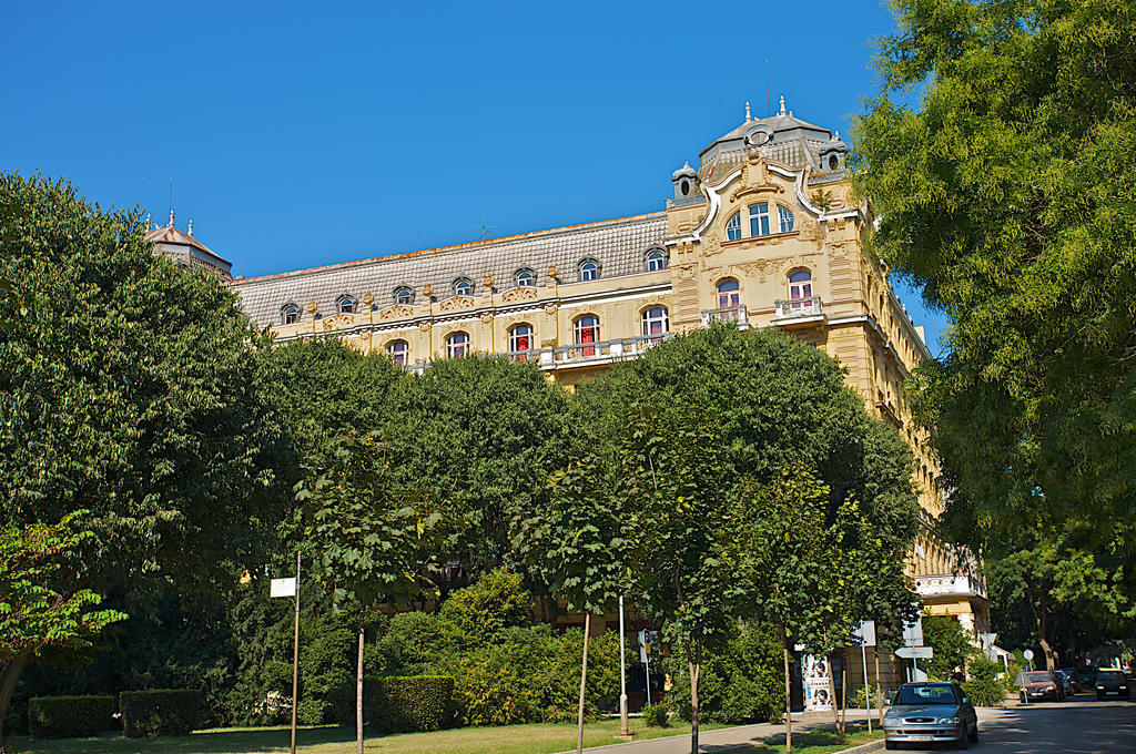 Guest House Hotel Riviera Pula Buitenkant foto